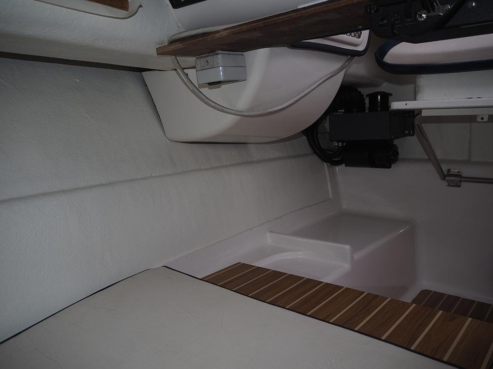 Fore ship, Accommodation